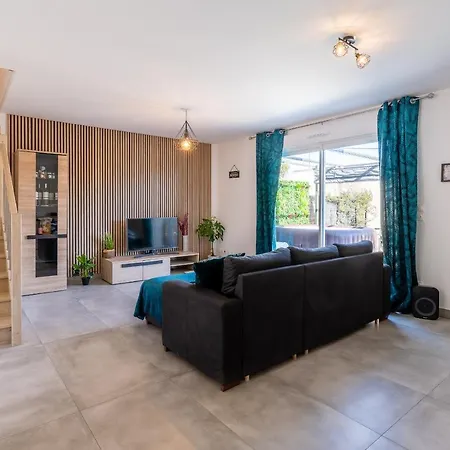 Mediterraneenne 4 Etoiles, Neuve Proche Villa *