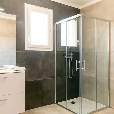 Villa Mediterraneenne 4 Etoiles, Neuve Proche